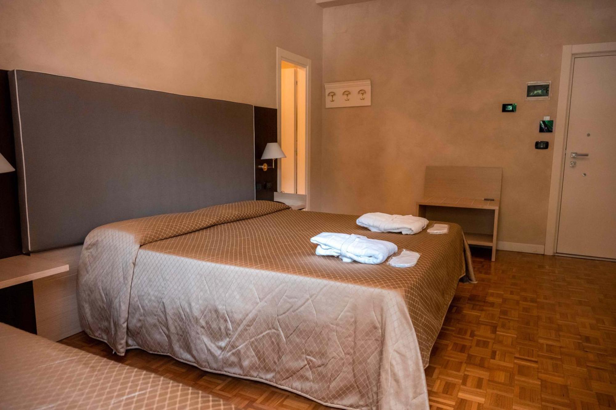 Hotel Terme Pellegrini 4*