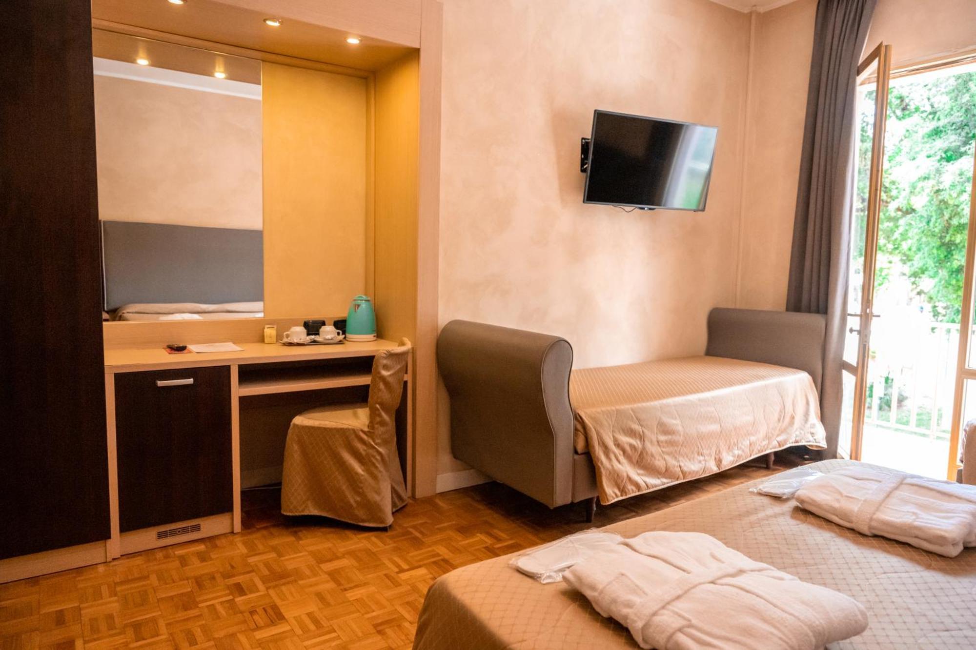 Hotel Terme Pellegrini 4*